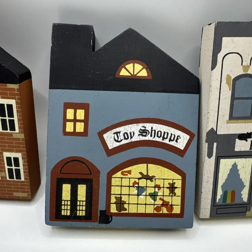Lot 3 The Cats Meow 1985s Wood Shelf Sitter Toy Shoppe Dry Goods Store Town Hall